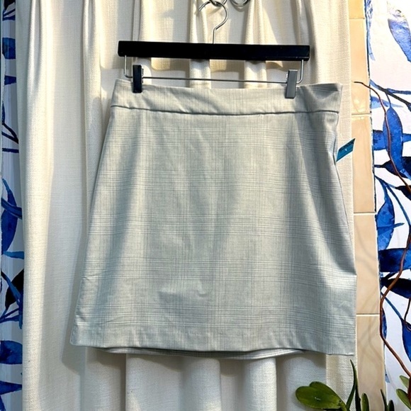 NWT Women’s Rachel Zoe Elastic Waist Gray Plaid Skirt Size Large - Picture 2 of 6